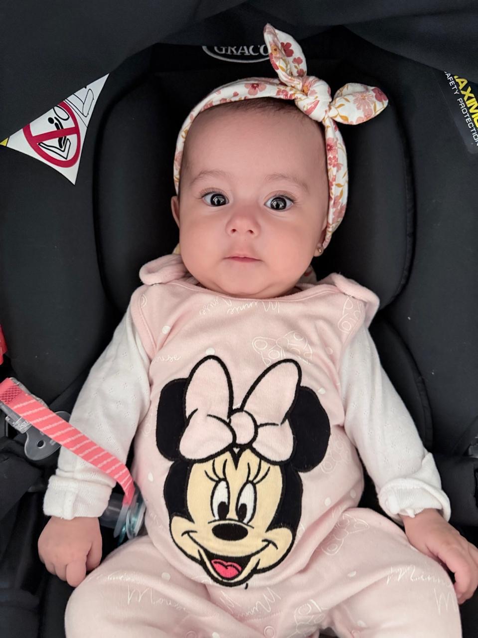 Nirvana con atuendo de Minnie